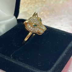 Gold Plated Jaguar Ring With Zirconia (Or Swarovski ?) And Green Stone (Sorry, I Don’t Remember The Name). Bought From A Jewelry Store In Brazil. Never Worn. Size 8- Or 9. Vintage Turquoise Ring, Locket Ring, Remember The Name, Shell Ring, Heart Shaped Rings, Engagement Ring Sizes, Ring Color, Source Unknown, Black Rhinestone