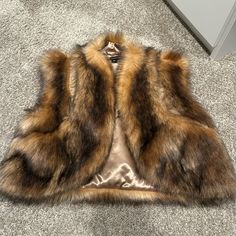 Nwt. Small Stains Inside. Brown Faux Fur Outerwear For Spring, Spring Brown Faux Fur Outerwear, Brown Fitted Faux Fur Outerwear, Tan Vest, Faux Suede Vest, Sherpa Vest, Utility Vest, Suede Vest, Suede Belt