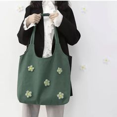 Small petals, girl/student large volume canvas bag, appliuque flowers, zipper one-shoulder tote bagMaterial:canvasColor:green,yellow,white,lavenderStyle:freshFeatures:flower,large volumeSize(CM):44cm*42cmNote:Due to different measurement methods,there will be 1-3 error(unite:cm), please understand. Applique Flowers, Shoulder Tote Bag, Shoulder Tote, Canvas Bag, Green Yellow, Yellow White, One Shoulder, Tote Bag, Zipper