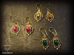 Ethnic brass earrings with semi precious stone Size: 3.8 cm Sold by pair Brass, unlike gold, is a metal that can oxidize over time. To avoid and delay this oxidation, I recommend that you do not sleep with your jewels, and not expose them to water. If, however, they come to tarnish, you can revive their color by cleaning them with toothpaste or lemon. Sends in follow-up mail within 1 to 3 days following your order. Thank you for your visit ! Ornate Oxidized Brass Earrings, Bohemian Brass Earrings With Gemstone, Bohemian Brass Gemstone Earrings, Handmade Byzantine Brass Earrings, Brass Hoop Earrings, Semi Precious Stone, Green Quartz, Large Earrings, Brass Earrings