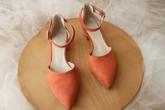 Terracotta Block Heel -Flat -1.1 inch (3 cm) -1.9 inch (5 cm) -3.1 inch (8 cm) -These handmade shoes were prepared by our masters with great care. -You can easily use these shoes in your daily wear, weddings and parties. -We used the terracotta color for our shoes. -We produced this sweet color with suede material. -We have added four different heel length options for you. -If you want, you can choose a low heel or a high heel model. -If you have any questions you can ask. -We will be happy to a Summer Wedding Kitten Heels With Round Toe, Summer Wedding Shoes With Low Heel And Heel Loop, Elegant Orange Heels With Heel Loop, Orange Low Heel Heels With Heel Strap, Orange Low Heel Strap Heels, Orange Low Heel Shoes With Heel Strap, Orange Low Heel Shoes With Strap, Orange Closed Toe Elegant Heels, Elegant Orange Closed Toe Heels