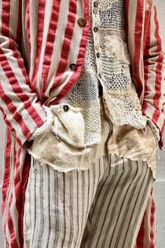 Ivy House, Looks Style, Mode Inspiration, Upcycle Clothes, Ivy, Boho Chic, Boho Fashion, What To Wear, Red And White