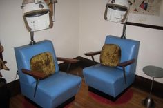 Vintage Beauty Salon Chairs Hair Equipment, Hairdressing Equipment, Hair Dressers, Beauty Salon Chairs, Beauty Parlour, Salon Ideas