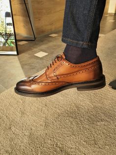 Torino Tan Wingtip Oxfords – BRABION Oxford Shoes Outfit Men, Interchangeable Wardrobe, Oxford Shoes Outfit, Gifts Box, Tan Shoes, Exclusive Shoes, Wingtip Oxford, Shoe Gifts, Leather Shoes Men