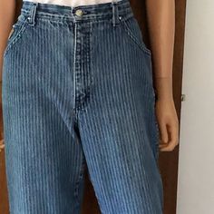 A pair of vintage high waisted striped Zena jeans. Excellent vintage condition. Waist is 28, inseam 30. Leather tab in back. Modern Patio Furniture, Jones New York, Double Breasted Blazer, Women Jeans, High Waisted, Womens Shorts, Clothes