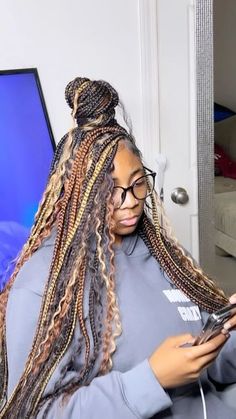 Small Medium Knotless, Braids With Color, Medium Knotless, Colored Box Braids, Boho Knotless Braids, Boho Knotless, Short Box Braids Hairstyles, Black Ponytail Hairstyles