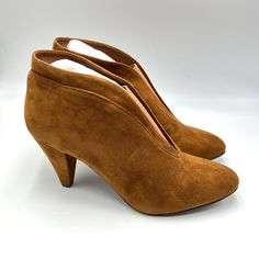 Cl By Chinese Laundry Women's Nevine Whiskey Cognac Brown Faux Vegan Suede Leather / Microsuede Booties. Women's Size 8.5 Regular / Medium Width. Condition: New Without Box. New To Poshmark? Sign Up Using Invite Code: Tentoday For $10 Off Your Purchase! Casual Career Professional Work Everyday Classic Office Comfort Date Night Out Modern Summer Winter Fall Spring Blogger Casual Minimalist Trends Trendy Favorite Fashion Comfortable Every Day Wardrobe Staple 90s 90's Y2k Ballet Flats Slip On Loafe Ankle-high Suede Heels For Fall, Medium Width Suede Heels For Fall, Suede Lined Ankle Boot Heels For Fall, Suede Ankle-high Heels For Work, Fall Suede Ankle Boot Heels, Fall Suede Ankle Boots, Ankle-high Suede Heels For Work, Suede Booties For Workwear, Medium Width, Suede Closed Toe Booties For Work