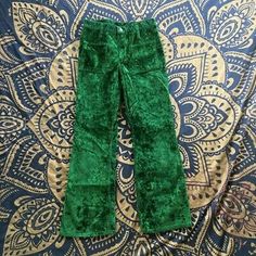 100% cotton and made in the USA. inseam: 29.25". Green Velvet Bell Bottoms Outfit, Green Wide-leg Hippie Bottoms, 1960s Bell Bottoms, Green Velvet Bell Bottoms, 1970s Flare Fitted Pants, Ebay Fashion, Velvet Flares, Bell Bottom Pants, Green Velvet