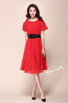 Chiffon Red Short Sleeve Knee Skirt Party Dress Evening Wedding Lightweight Sundress Summer Holiday Beach Dress Bridesmaid Dress Skirt Detail Info: ❤ Color: red More color choice: https://www.etsy.com/listing/213656440/chiffon-dress-color-card? Please note the color you want with your order. ❤ Material: Chiffon ❤The dress doesn't limit the chest size and waitst size, arm hole 45cm (if your upper arm circle circumference is more than 40cm, please not your size with order, we will make your dress Summer Bridesmaid Dress, Summer Bridesmaids, Summer Bridesmaid Dresses, Beach Holiday Dresses, Sundress Summer, Knee Skirt, Knee Skirts, Evening Dresses For Weddings, Lightweight Dress