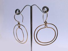 Gold Oval Hoop Earring Double Circle Earring Hammered Wire Jewelry Gold WIre Dangle Mod Jewelry Brushed Metal Earring Hammered Wire Jewelry, Mod Jewelry, Wire Earring, Gold Filled Hoops, Artisan Earrings, Hammered Gold, Handmade Wire Jewelry, Brushed Metal, Delicate Earrings