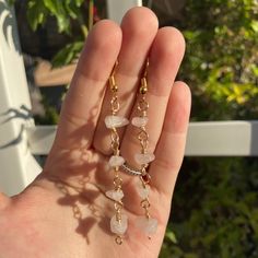 Rose quartz chips linked together | dangle earrings | aesthetic wire earrings | gift for her Rose Gold Dangle Earrings With Rose Quartz, Chip Bead Jewelry, Wire Wrapped Jewelry Diy, Rose Quartz Earrings, Diy Wire Jewelry, Handmade Wire Jewelry, Jewelry Lookbook, Dangly Earrings, Crystal Drop Earrings