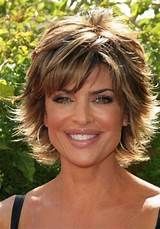 lisa rinna short shaggy layered hair - Yahoo Image Search Results Lisa Rinna Hairstyles, Shag Layered Hairstyles, Lisa Hair, Shaggy Short Hair, Short Shag