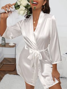 White Satin Robe, Women Robes, Bridesmaid Robe Personalized, Bridesmaid Pyjamas, Bridal Party Robes, Wedding Robe, Women's Robe, Bridesmaid Robes, Bridal Robes