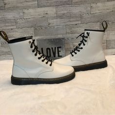 Dr. Martens White Leather Combat Boot Unisex Women’s Size 9 /Men’s Size 8 Zavala Nwt. This This Is A Classic Style Dr. Martens In White Leather With The Classic Yellow Stitching Around The Sole Lace Up Combat Boot. Please See Photographs For Up Close Stitching Details. Condition: Nwt White Leather Lace-up Boots For Fall, White Leather Martin Boots With Round Toe, White Leather Sole Winter Boots, White High-top Leather Lace-up Boots, White High-top Lace-up Leather Boots, White Leather Sole Boots For Winter, White Ankle-high Boots With Cushioned Footbed, White Lace-up Leather Martin Boots, White Winter Boots With Leather Sole