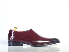 New Handmade Men's Burgundy Chelsea Style Leather Slip On Shoes, Men Designer Dress Formal Shoes sold by The Leather Souq on Storenvy Slip On Shoes Men, Cap Toe Shoes, Brogues Men, Slipon Shoes, Burgundy Shoes, Handmade Leather Shoes, Office Shoes, Leather Slip On Shoes, Brogue Shoes