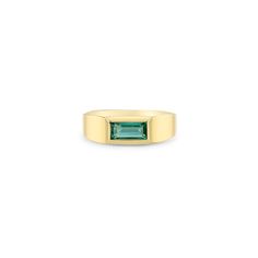 A classic 14-karat gold signet ring featuring a one-of-a-kind horizontal emerald cut emerald set flush in the ring. Emerald Signet Ring, 14k Gold Signet Ring, Emerald Set, Baguette Ring, Gold Signet Ring, Jewelry Lookbook, Green Emerald, Signet Ring, Emerald Cut