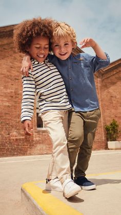 Kids Fashion Photoshoot, Hm Kids, Positive Affirmations For Kids, Outdoor Family Photography, Trendy Boy Outfits, Affirmations For Kids, Outdoor Photoshoot, Kids Trend