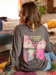 Long Sleeve Comfy Tee|Wings Exist-view 1 Tee Shirts For Women, Boho Bandeau, Life Logo, Effortless Outfit, Oversized Graphic Tee, Comfy Dresses, Ladies Tee Shirts, How To Make Clothes, Outfit Maker