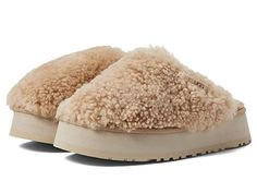 UGG Maxi Curly Platform | Zappos.com Ugg Maxi Curly Platform, Fall Shoes Women 2024, Womens Winter Shoes, Uggs Platform, Fall Shoes Women, Uggs Outfit Ideas, Platform Uggs, Platform Slip Ons, Cute Uggs