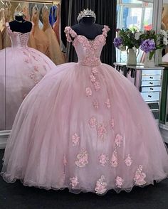 Elegant Long Prom Dresses Quinceanera Tulle Dress With Floral Applique, Pink Ball Gown With Floral Applique, Pink Floral Applique Gown For Debutante Ball, Pink Gown With Floral Applique For Debutante Ball, Pink Floral Applique Ball Gown For Prom, Pink Floral Applique Dress For Debutante Ball, Pink Tulle Prom Dress, Quinceanera Themes Dresses, Prom Dresses Pink