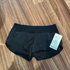 Lululemon Speed Up Size 6 New With Tag 2.5” Retail $68+ Tax School Wishlist, Speed Up Shorts, Lululemon Speed Up Shorts, Lululemon Outfits, Shorts Lululemon, Workout Fits, Nike Running Shorts, Back To School Shopping, School Shopping