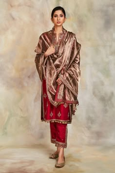 Shop for Sue Mue Maroon Raw Silk Embroidered Kurta Set for Women Online at Aza Fashions Silk Suit Designs Indian, Punjabi Suit Boutique, Tandoori Masala, Kurta Set For Women, Designer Boutique, Embroidery Suits Design, Boutique Dress Designs