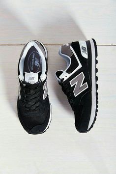 Sneakers Fashion Outfits, Trendy Shoes, Mode Inspiration, Running Shoes For Men