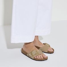 New Without Box Size: 9-9.5 Width: Medium/ Narrow Color: Sandcastle An Icon Since 1963, The Madrid Sandal Redefined The Slip-On Look With A Single Strap. This Season, Soft Nubuck Leather Pairs Perfectly With A Big, Gold Matte Bucklesized Up To Make A Statement Complete With Go-All-Day Comfort From An Original Contoured Birkenstock Footbed. Contoured Cork-Latex Footbed Creates Custom Support With Wear Nubuck Leather Upper Suede Footbed Lining Helps Keep You Comfortable Eva Sole Is Flexible And Lightweight Adjustable Strap With Oversized Metal Pin Buckle “Made In Germany” Quality Stamp On Footbed Madrid Big Buckle, Birkenstock Madrid Big Buckle, Birkenstock Brown, Birkenstock Madrid, Buckle Sandals, Sand Castle, Eva Sole, Nubuck Leather, Natural Leather