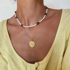 Product Details Process: 18K gold plated Material: Copper/Natural Stone/Freshwater Pearl (6-7mm) Size: Necklace full length 39-44cm Weight: about 24g Green Stone Pendant, Green Stone Necklace, Geometric Type, Simple Fashion, Green Necklace, Organic Beauty, Green Stone, Stone Pendant, Chain Styles