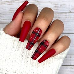 Red Acrylic Nails With Accent Nail, Matte Plaid Nails, Black Nails With White Snowflakes, Red Buffalo Plaid Nails, Christmas Nails Red Plaid, Fall And Winter Nails Acrylic, Red N Silver Nails, Not Red Christmas Nails, Matt Red Christmas Nails