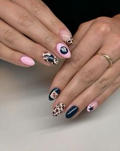 Pink Spooky Nails Almond, Preppy Halloween Nails, Pink And Navy Nails, Zach Bryan Nails, Blue Cheetah Nails, Utah Nails, Nailart Summer, Fail Nails, Teen Nails