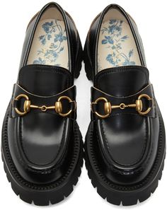 Dr Shoes, Gucci Outfits, Shoe Inspo, Aesthetic Shoes, Black Loafers, Pretty Shoes, Dream Shoes, Gucci Black, Gucci Shoes