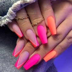 2023 Summer Acrylic Nails, Bright Vacation Nails Acrylic, V Tip Short Nails, Summer Nails 2023 Bright Colors, Nails 2023 Trends Summer Coffin, Vacation Nails Beach Puerto Rico, Neon Square Acrylic Nails, Neon Red Nails Art Designs, Best Summer Acrylic Nails