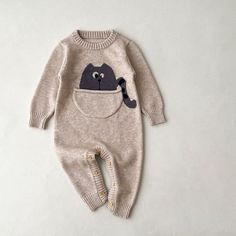 Introducing our adorable Cartoon Print Long Sleeve Baby Knitted Jumpsuit – the perfect blend of cuteness and comfort for your little one! 🐾👶 Crafted with love and attention to detail, this jumpsuit features charming cartoon prints of friendly animals including dogs, pandas, bears, pig, and cat. These delightful prints add a playful touch to your baby's outfit, making them even more adorable. Made from high-quality knitted fabric, this jumpsuit ensures your baby's comfort throughout the day. Th Casual Winter Onesie With Cartoon Print, Cute Cartoon Print Jumpsuits And Rompers For Playtime, Cute Winter Onesie With Cartoon Print, Cute Cartoon Print Onesie For Winter, Playful Long Sleeve Bubble Romper, Cute Cartoon Print Bodysuit For Playtime, Cute Bubble Romper With Cartoon Print For Playtime, Cute Cartoon Print Bubble Romper For Playtime, Cute Cartoon Print Onesie For Loungewear