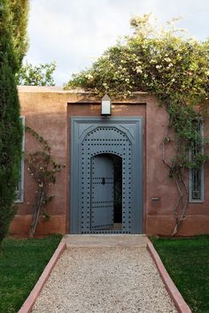 an image of a house that is in the middle of two photos, one has a door