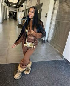 Fuzzy Boots Outfit Black Women, Outfits With Fuzzy Boots, Middle Part 30 Inch Wig, Brown Fluffy Boots Outfit, Outfits With Fluffy Boots, Fuzzy Shoes Outfit, Fur Boots Outfit Winter, Brown Fur Boots Outfit Black Women, Outfit With Fur Boots