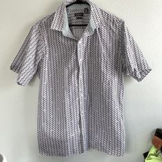 Men’s Dress Shirt In Excellent Condition! My Husband Never Wore This So It’s Nwot! Bundle And Save! Spring Cotton Dress Shirt With Short Sleeves, White Short Sleeve Dress Shirt For Spring, Casual Cotton Short Sleeve Shirt For Semi-formal Occasions, Van Heusen, Mens Vans, Mens Shirt Dress, Dress Shirts, Shirt Color, My Husband