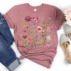 Pink Crew Neck Top With Plant Print, Pink Graphic Tee With Plant Print, Pink Graphic Tee With Plants Print, Pink Floral Print Short Sleeve T-shirt, Pink T-shirt With Plant Print, Short Sleeve, Pink Cotton T-shirt With Plant Print, Pink Cotton Tops With Floral Applique, Spring Botanical T-shirt With Floral Design, Spring Pink T-shirt With Plant Print