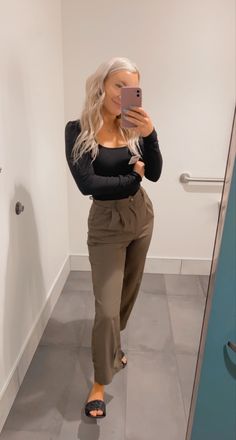 Business casual outfit! Sales Women Outfits, Business Casual Outfits For Internship, Business Casual With Slacks, Khaki Slacks Outfit Women Casual, Bodysuit Business Casual, Cute Outfits To Wear To Work At A Boutique, Business Casual Thrifted Outfits, Cute Dress Pants Outfits