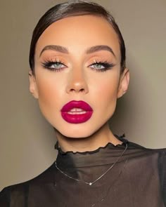 Eye Makeup Red Dress, Spring Eye Makeup, Vintage Makeup Looks, Skin Tone Makeup, Makeup Ojos, High Fashion Makeup, Barbie Makeup