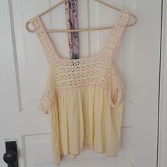 The Cutest! Nwt Medium Yellow Sleeveless Crochet Lace Top, Sleeveless Yellow Crochet Lace Top, Yellow Crochet Lace Cotton Top, Yellow Cotton Top With Crochet Lace, Yellow Sleeveless Crochet Top For Spring, Yellow Crochet Top With Crochet Trim For Spring, Spring Yellow Crochet Top With Crochet Trim, Yellow Crochet Top For Spring And Summer, Yellow Crochet Lace Top For Summer