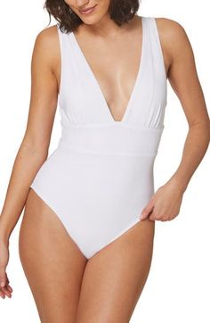 Channel sporty energy in this comfortable one-piece with chunky straps and gathering under the bust. Moderate back coverage   Lined   80% recycled nylon, 20% spandex   Hand wash, dry flat   Imported Andie Swim, Studio Images, One Piece Swimsuit White, Bond Girl, Plunging One Piece Swimsuit, Short Torso, Flat White, Soft Classic, White Swimsuit