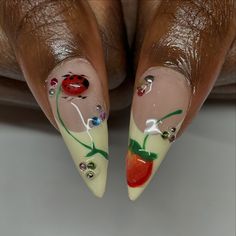 sum thumbz! idk why techs leave out the thumbs they’re lowkey my faves 👍🏾✨💅🏾 #nailart #londonnailtech Long Acrylic Nails, Flower Nails, Cute Acrylic Nails, Material Girls, Nail Tech, Stylish Nails