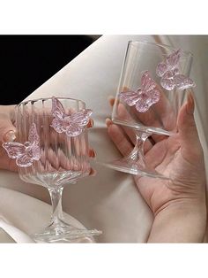 1pc - 250ml - 3D Butterfly Glass Goblet - Innovative Stem Red Wine Cup - High Borosilicate Material - Heat Resistant - Gift For Girlfriend/Mother Transparent    Glass     Kitchen & Dining, size features are:Bust: ,Length: ,Sleeve Length: Glass Cup Decorating Ideas, Shining Aesthetic, Champagne Party, Butterfly Style, Girly Accessories, Cute Desserts, Wine Cups