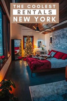 The Best Places to Stay in New York for Christmas?  #xmas #christmasinnewyork #placestostayinnewyork Christmas Hotel, Hotel Christmas, Christmas Feels, Cheap Vacation, Travel Bucket List Usa