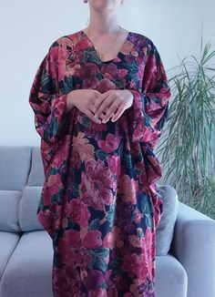 "Vintage mummu tent maxi dress. 70's floral print in pink purple blue and green bat sleeve house dress. Made in Great Britain. One size fits all. Measurements lying flat: Length: 132cm / 52\" Very good condition." Rose Violette, Pink Purple Blue, Fun Pants, Bat Sleeve, 70s Dress, House Dress, Dress Clothes For Women, Blue And Green, One Size Fits All