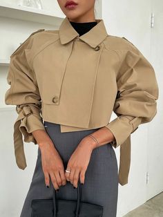 DAZY Buckle Raglan Sleeve Epaulettes Design Crop Trench Coat | SHEIN USA Coat Elegant, Outfits Petite, Double Breasted Trench Coat, Current Fashion, 2022 Trends, Trench Jacket