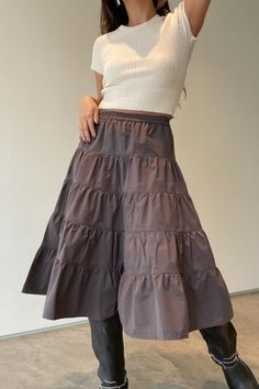 l Tiered Low Rise Midi Skirt    l 100% Cotton    * MODEL IS 5'3″ AND IS WEARING A SMALL. Gray Tiered Skirt Bottoms For Spring, Gray Tiered Skirt For Spring, Spring Gray Tiered Skirt, Casual Gray Tiered Skirt, Low Rise Midi Skirt, Velvet Midi Skirt, Tiered Midi Skirt, Womens Skirts, Bandage Midi Dress