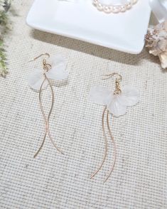 Floral Petals Dangle Earrings, Wedding Dainty Style Earrings, White Flower Bridal Earrings, Bridesmaid Flower Earrings

#bridalhair #bridalhairandjewelry #accessoriesforbrides #bridalbeauty #weddinghairinspo #bridebeauty #accessoriesforwedding #bridalfashion #brideaccessories #bridalhairaccessories #bridaljewelry #bridalstyle #bridalaccessories #jewelryforbrides Affordable Teardrop Flower Earrings As Gift, Cheap Everyday Dangle Flower Earrings, Cheap Nickel Free Flower Earrings, Cheap Floral Earrings For Formal Occasions, Cheap White Dangle Earrings, Cheap Elegant Dangle Flower Earrings, Affordable Dainty Dangle Flower Earrings, Cheap Teardrop Flower Earrings As Gift, Cheap Floral Earrings For Anniversary