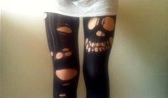 Skull Tights, Easy Accessories, Ripped Tights, Punk Rock Grunge, Ripped Leggings, Skull Leggings, Diy Sewing Clothes, Goth Outfits